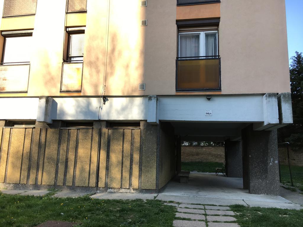 Hetedik Apartman Pécs Exteriör bild